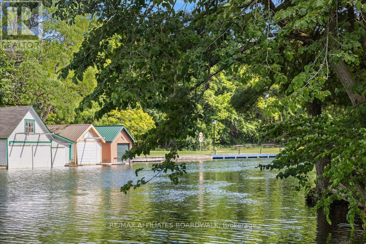 31a Herman Road, Rideau Lakes, Ontario  K0G 1E0 - Photo 34 - X12248291