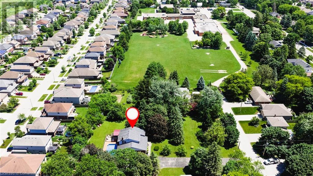 Property at 1061 HENRY Street image 5