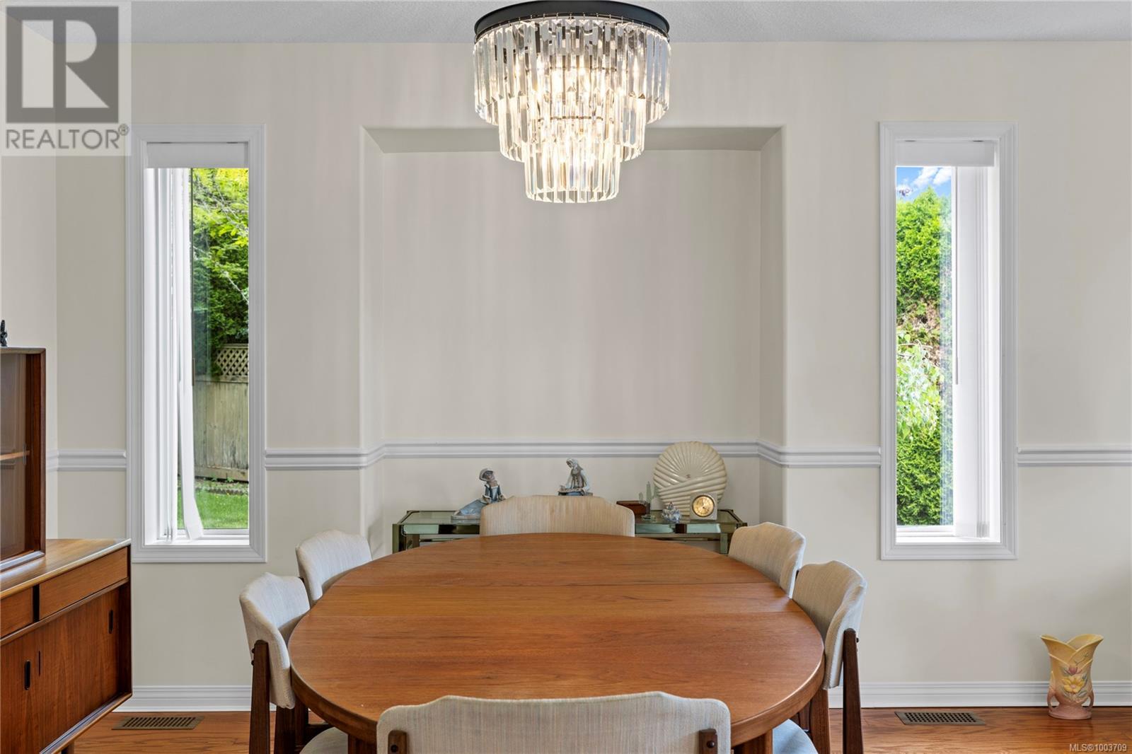Property at 784 Chartwest Crt image 3
