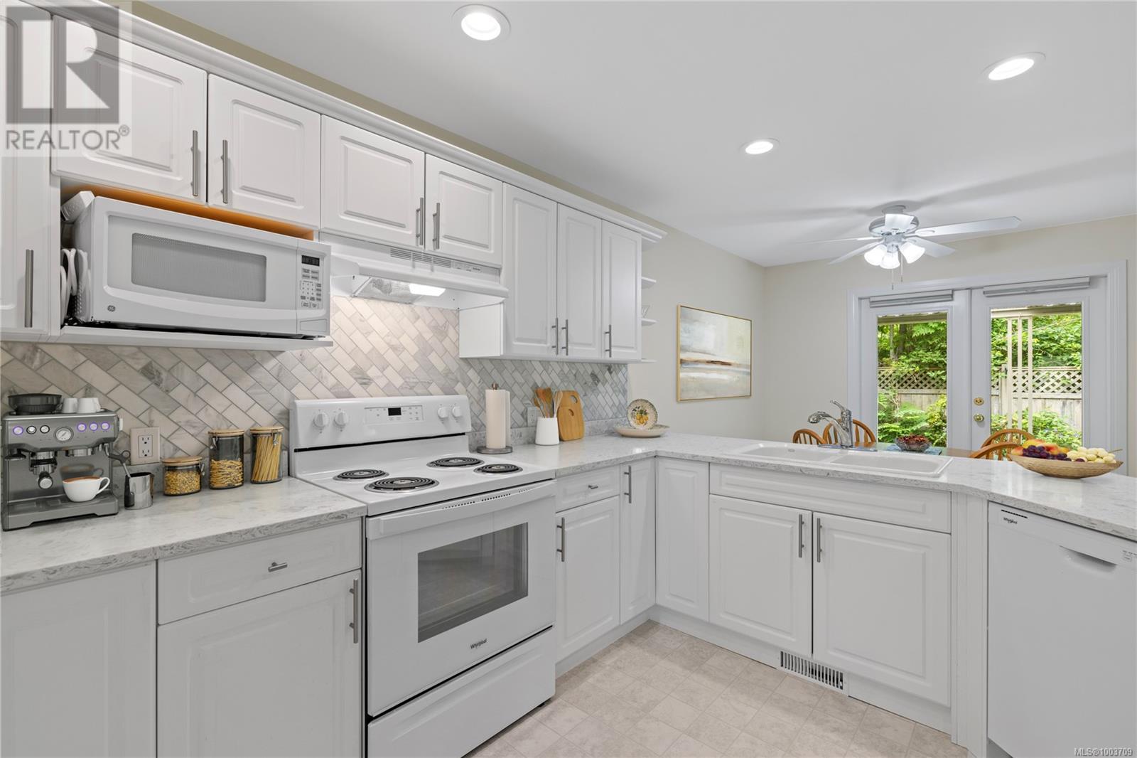 Property at 784 Chartwest Crt image 4