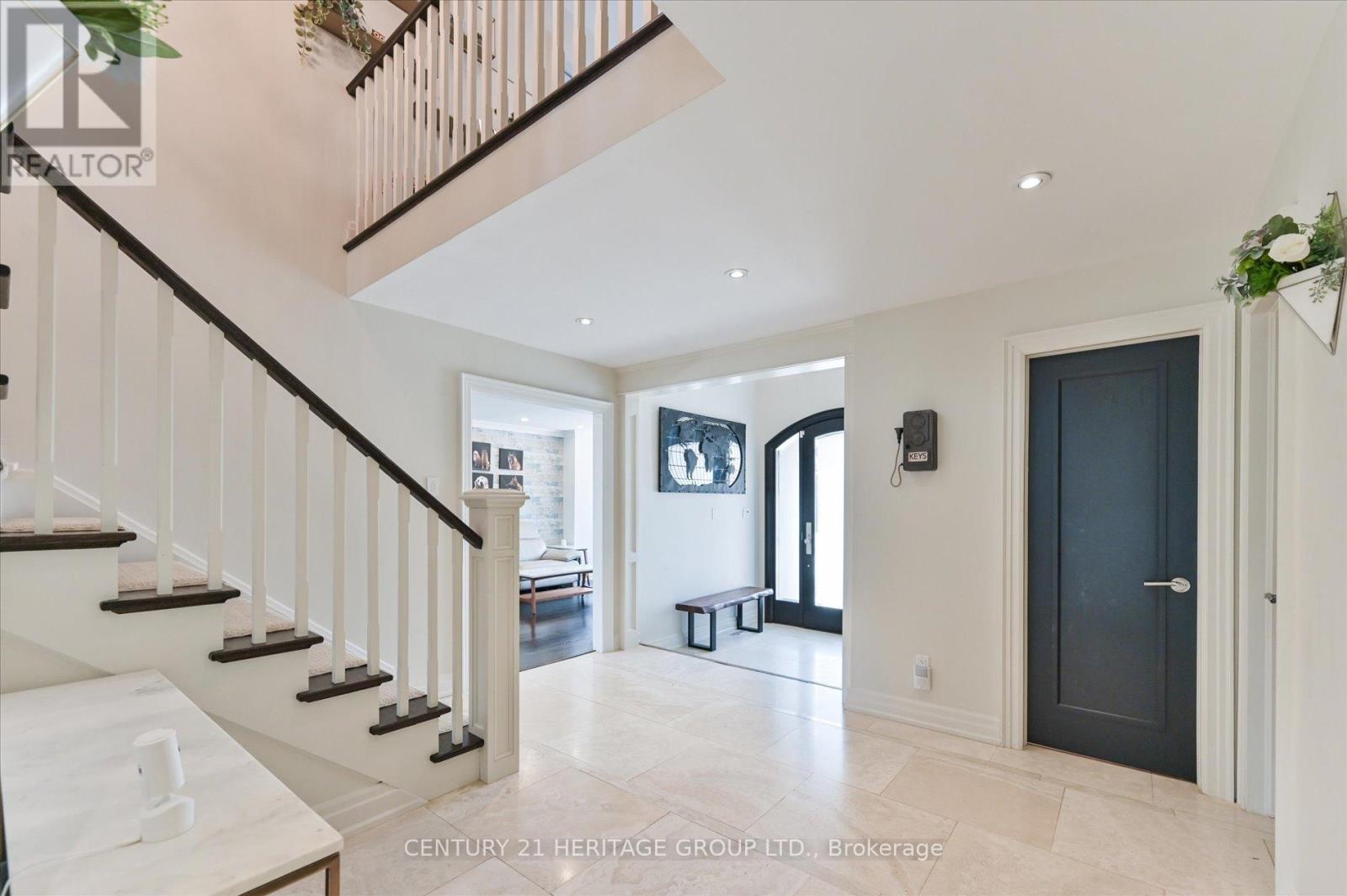 Property at 47 BERKELEY COURT image 4