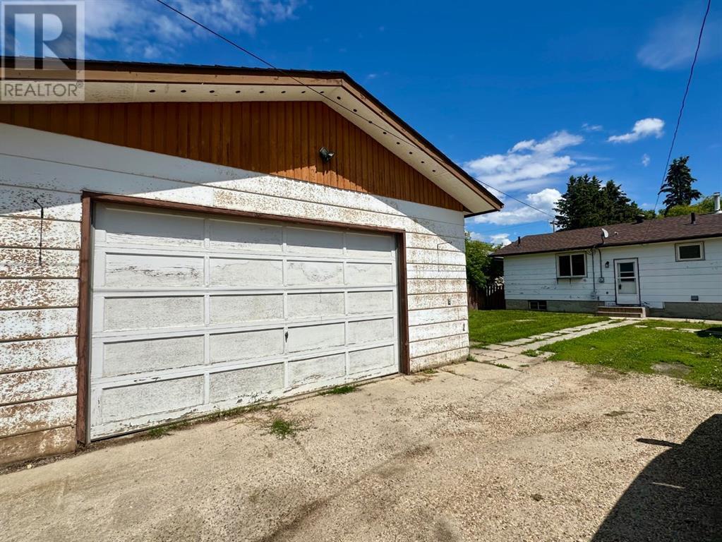 Property at 5508 47 Street image 3
