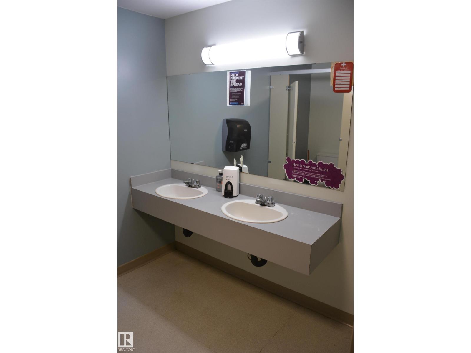 4513 62 Av, Barrhead, Alberta  T7N 1A3 - Photo 31 - E4444540