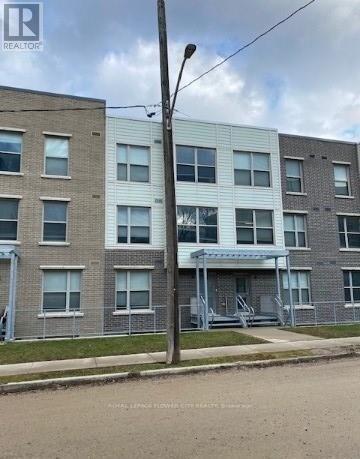 Property at T211 - 62 BALSAM STREET image 2