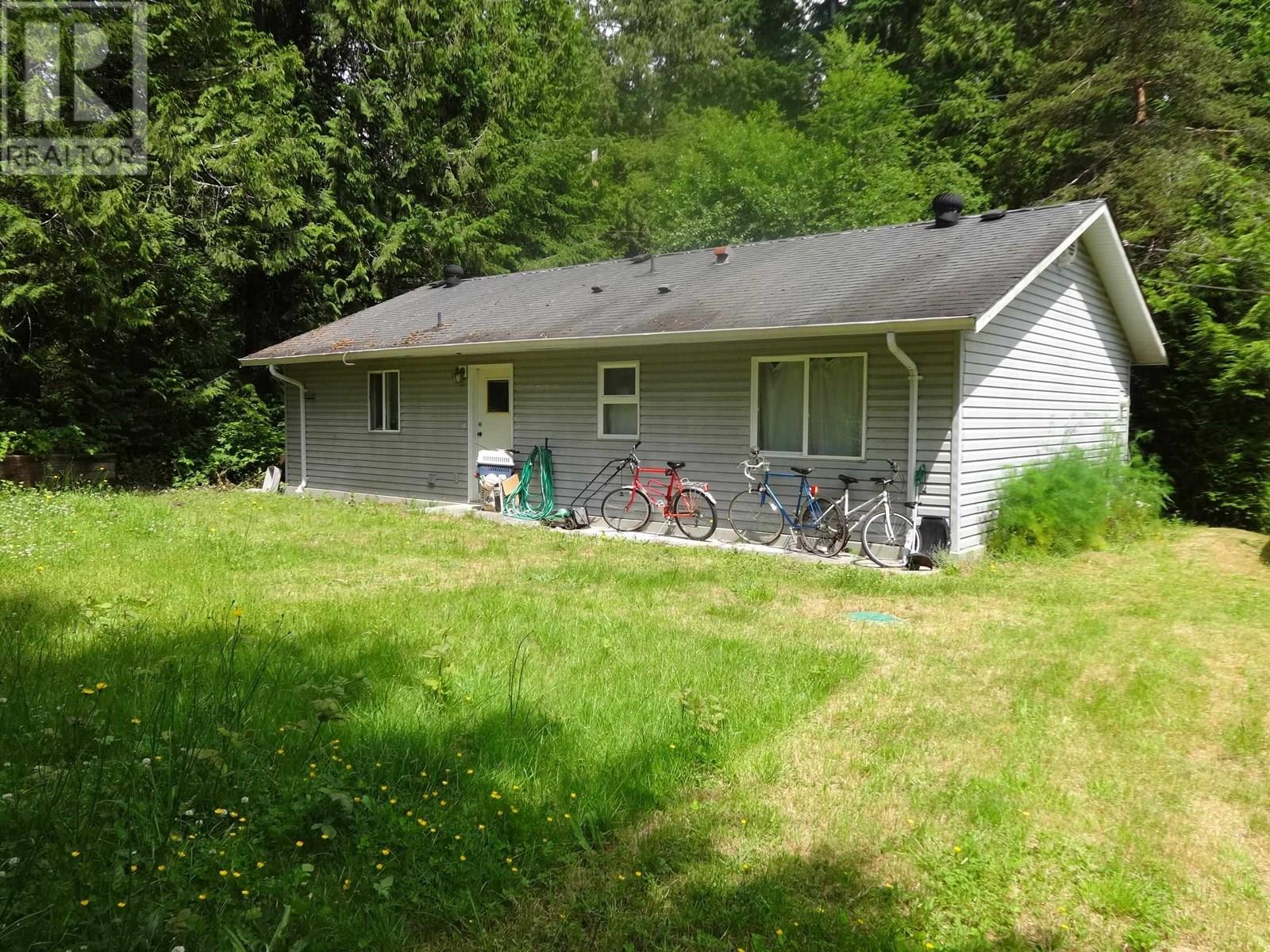 Property at 539 HOUGH ROAD image 1