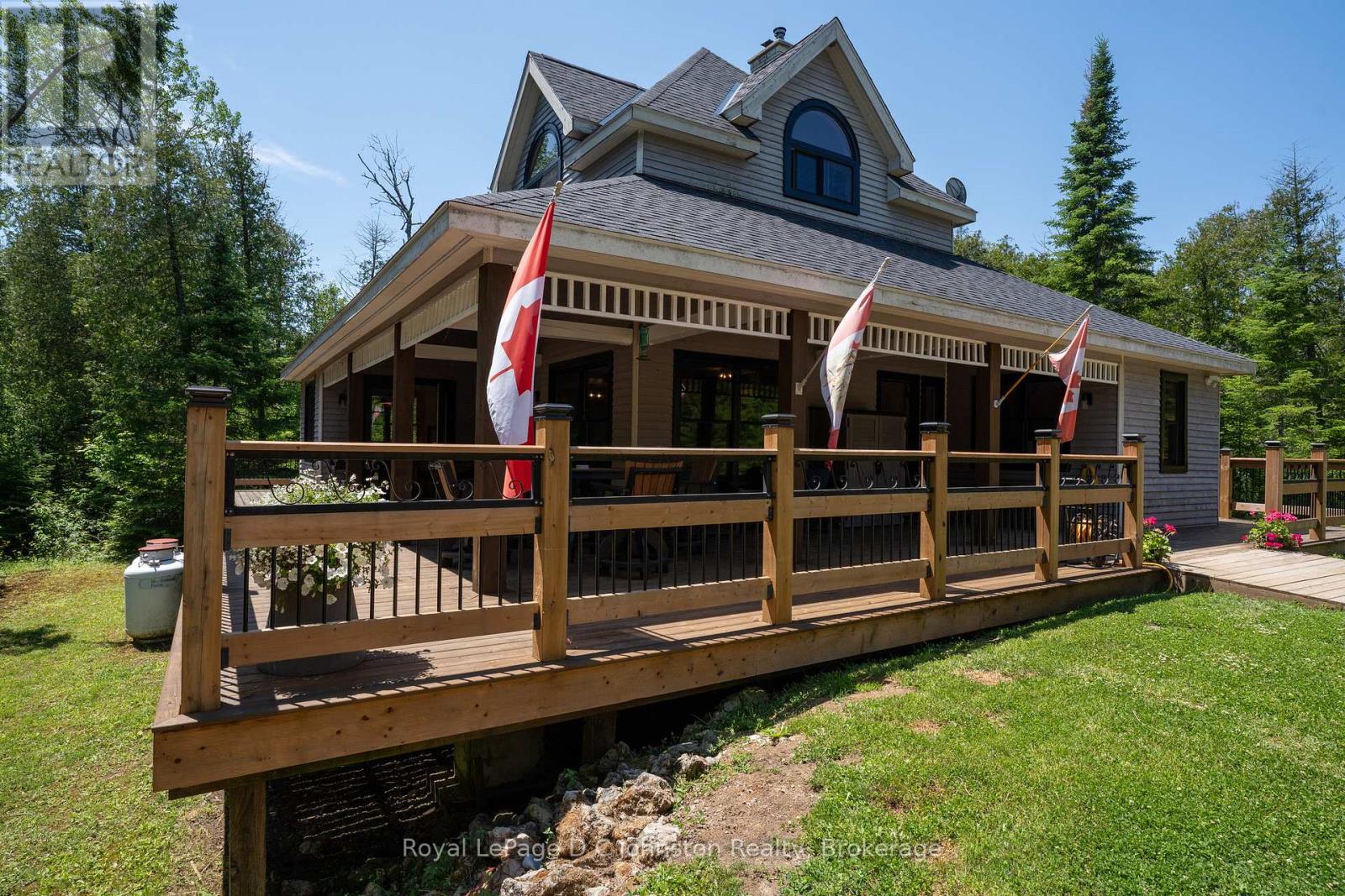 57 Lakewood Country Lane, Northern Bruce Peninsula, Ontario  N0H 1W0 - Photo 10 - X12248408