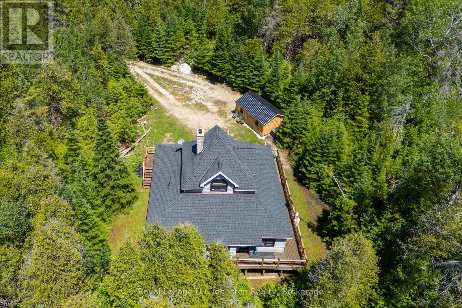 57 Lakewood Country Lane, Northern Bruce Peninsula, Ontario  N0H 1W0 - Photo 14 - X12248408