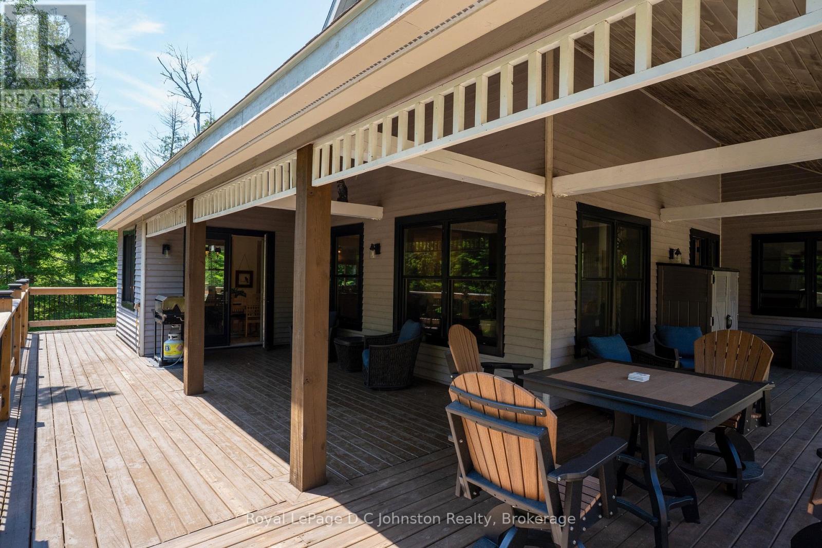 57 Lakewood Country Lane, Northern Bruce Peninsula, Ontario  N0H 1W0 - Photo 4 - X12248408