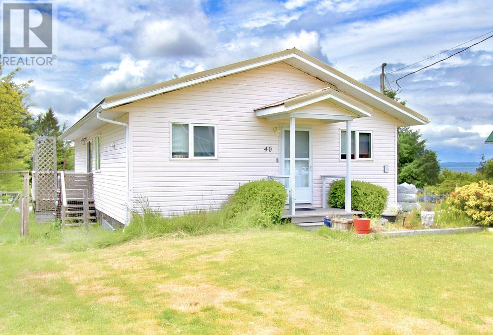 40 YAKOUN STREET, Port Clements, British Columbia