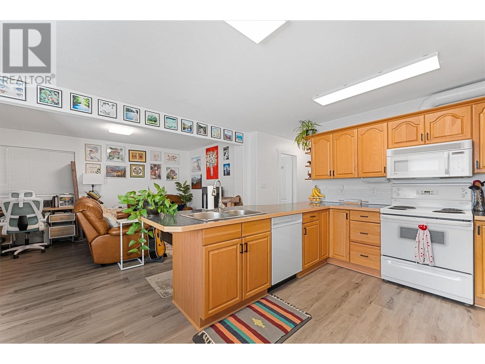 4029 Smith Way, Peachland, British Columbia  V0H 1X2 - Photo 49 - 10353864