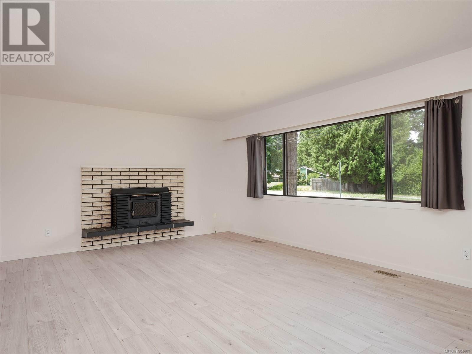 Property at 525 Atkins Rd image 2