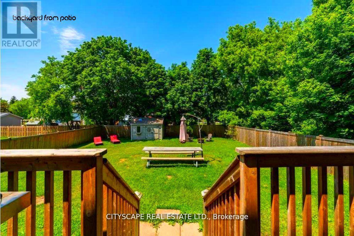 10300 Ravenshoe Road, Georgina, Ontario  L0C 1L0 - Photo 27 - N12248417