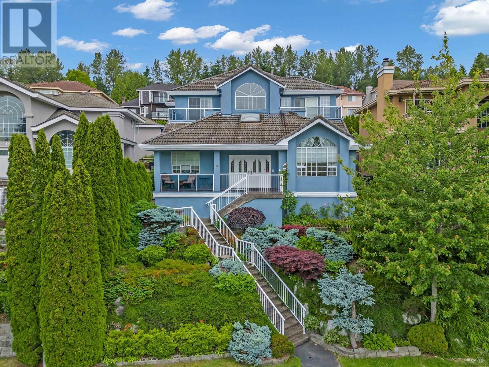 116 RAVINE DRIVE, port moody, British Columbia V3H4T2