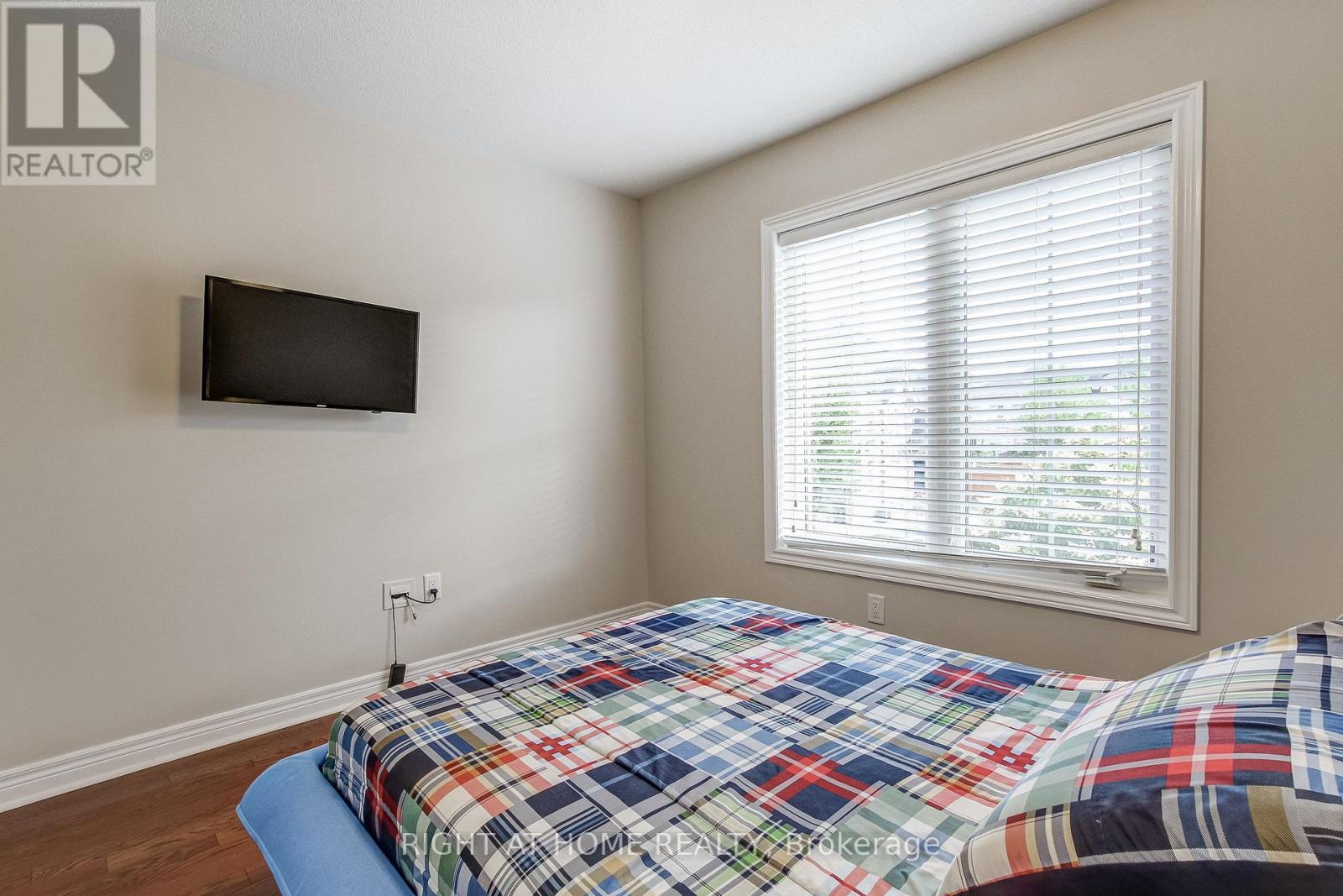 2467 Thornfield Common, Oakville, Ontario  L6M 0S2 - Photo 21 - W12248397