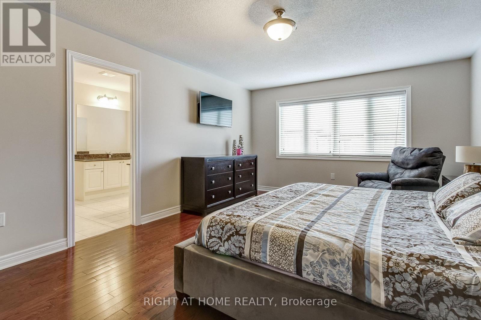 2467 Thornfield Common, Oakville, Ontario  L6M 0S2 - Photo 25 - W12248397