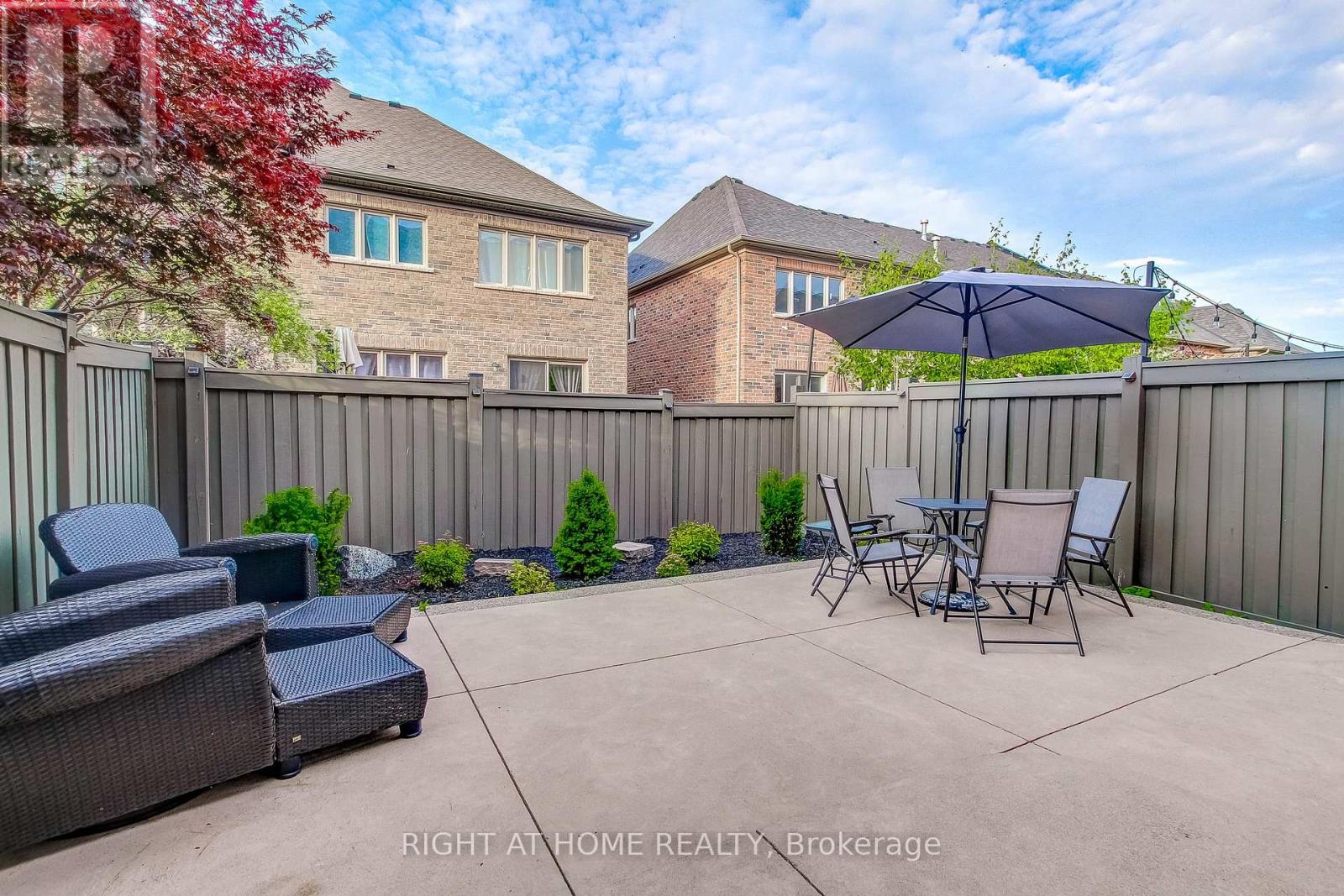 2467 Thornfield Common, Oakville, Ontario  L6M 0S2 - Photo 38 - W12248397