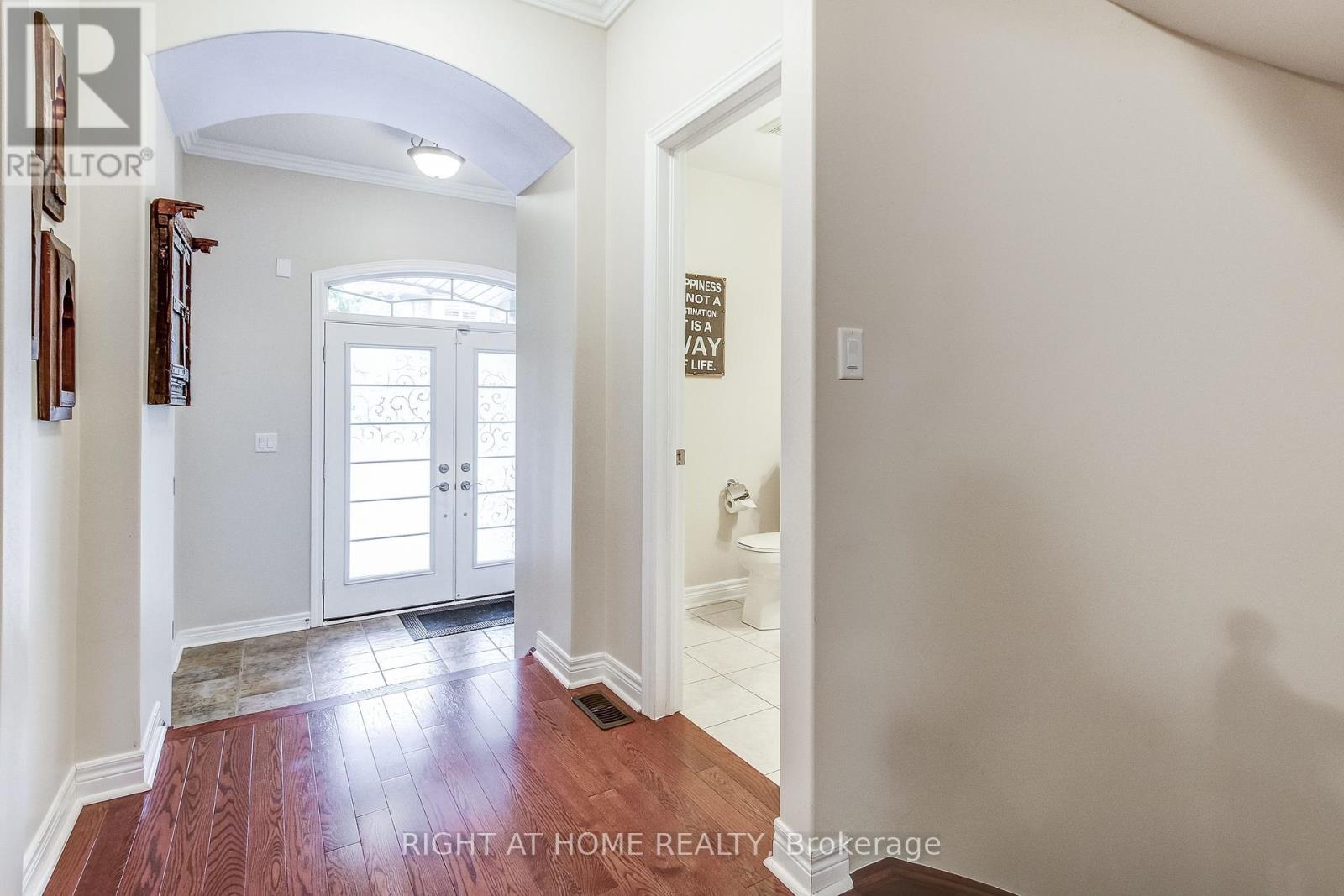 Property at 2467 THORNFIELD COMMON image 5