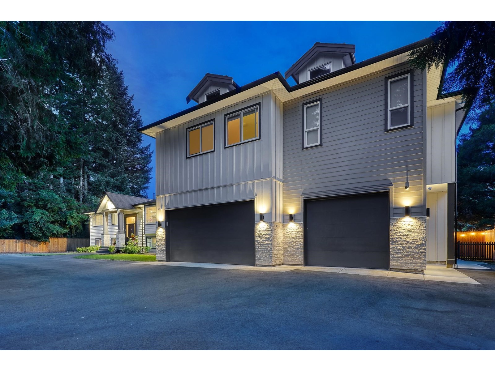 Property at 24096 52 AVENUE image 2