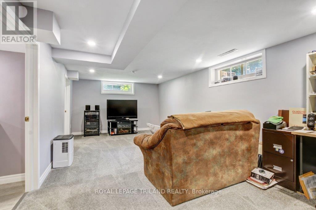 378 Carlow Road, Central Elgin, Ontario  N5L 1B4 - Photo 21 - X12248448