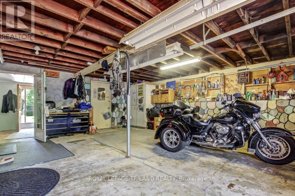 378 Carlow Road, Central Elgin, Ontario  N5L 1B4 - Photo 29 - X12248448