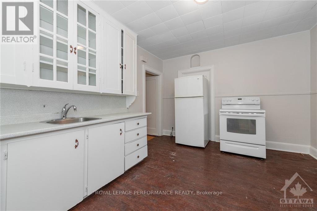46 St Andrew Street, Ottawa, Ontario  K1N 5E9 - Photo 12 - X12248431