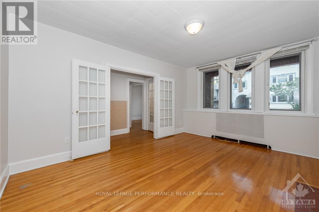 46 St Andrew Street, Ottawa, Ontario  K1N 5E9 - Photo 9 - X12248431