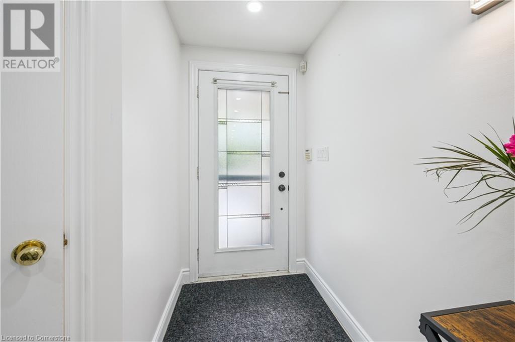 Property at 831 WHITECAP Avenue image 5