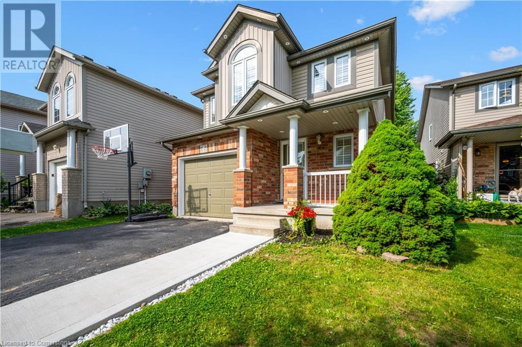 Property at 831 WHITECAP Avenue image 3