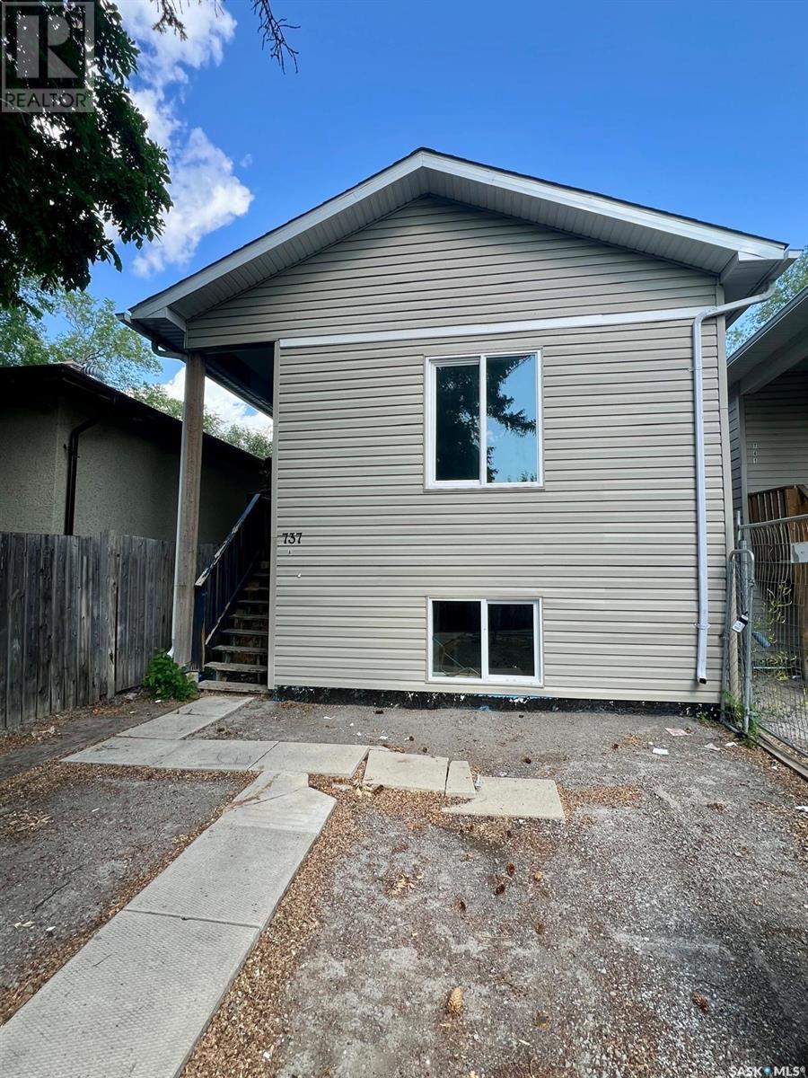 737 Garnet STREET, regina, Saskatchewan