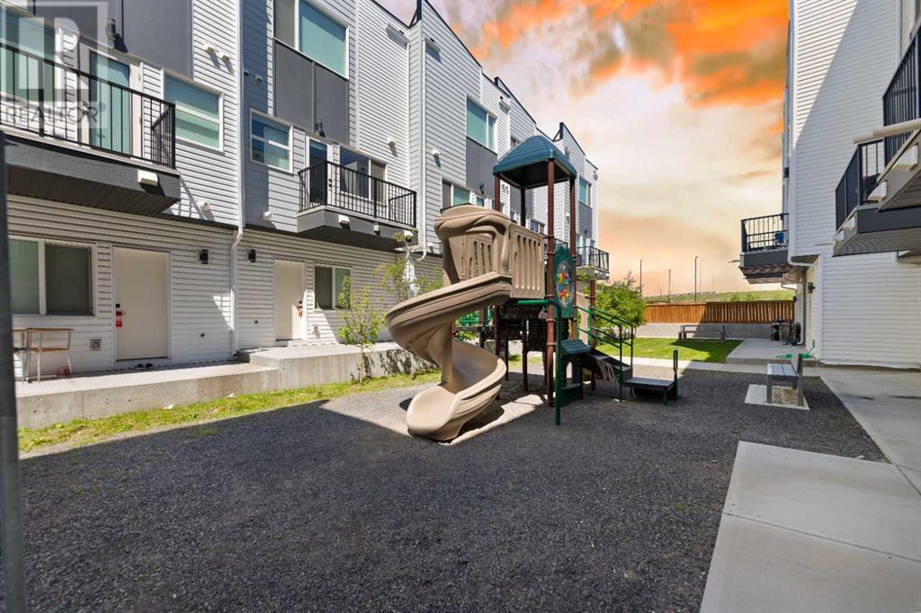 Property at 302, 101 Panatella Square NW image 4