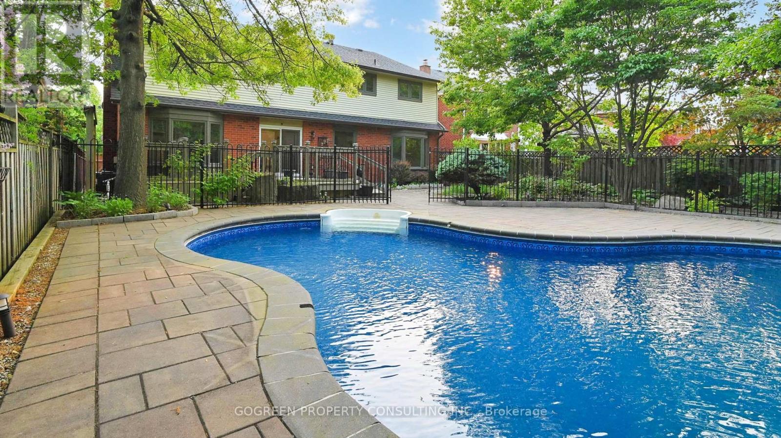 Property at 1469 LIVERY LANE image 2
