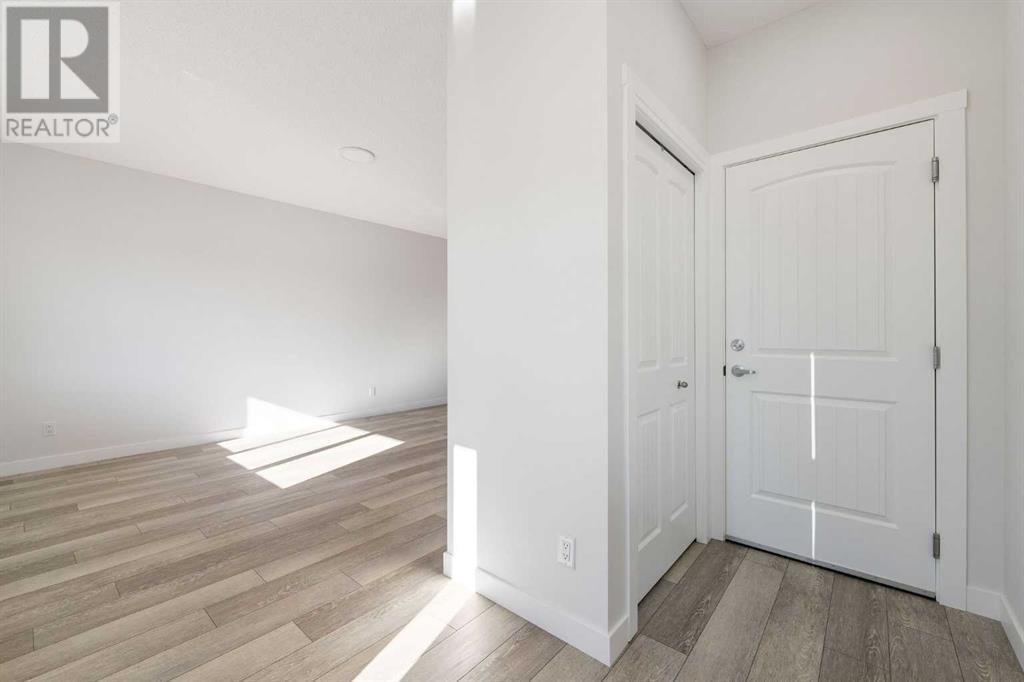 Property at 526 WOLF WILLOW Boulevard SE image 5