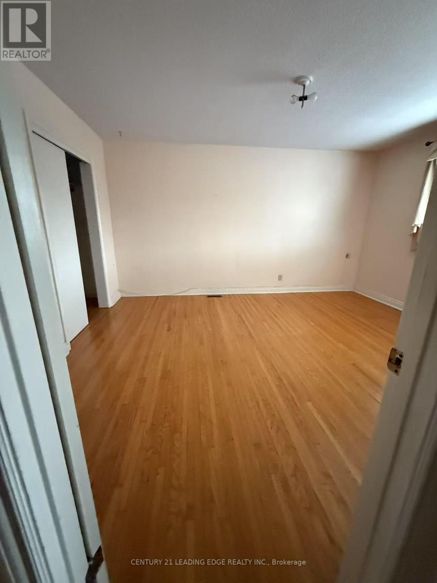 2nd Floor - 364 Wilson Road S, Oshawa, Ontario  L1H 6C7 - Photo 2 - E12247610
