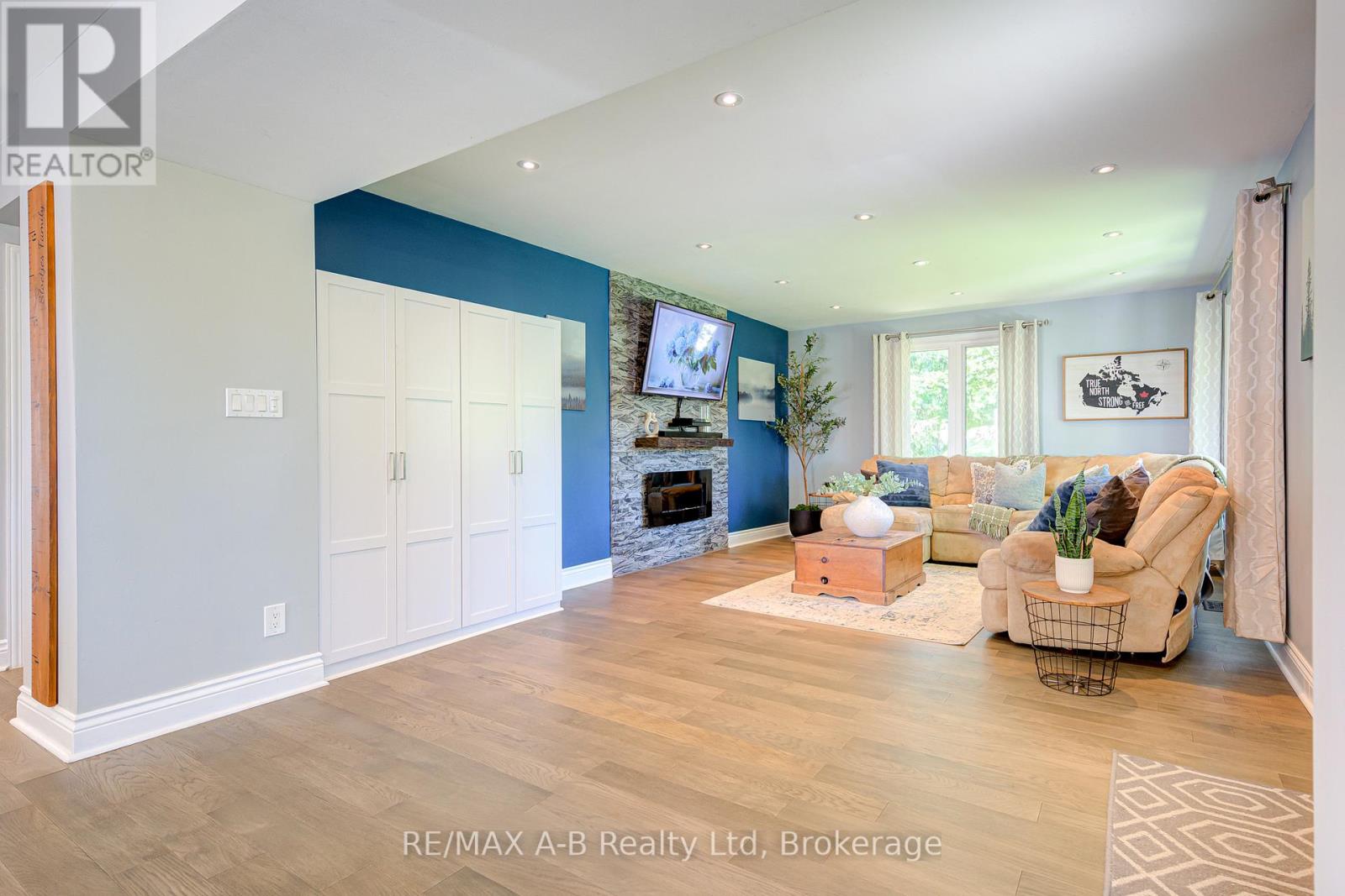 889 Canal Road, Bradford West Gwillimbury, Ontario  L3Z 4C9 - Photo 9 - N12248492