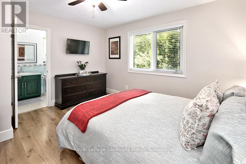 85 Pollard Drive, Meaford, Ontario  N4L 1A7 - Photo 21 - X12248509