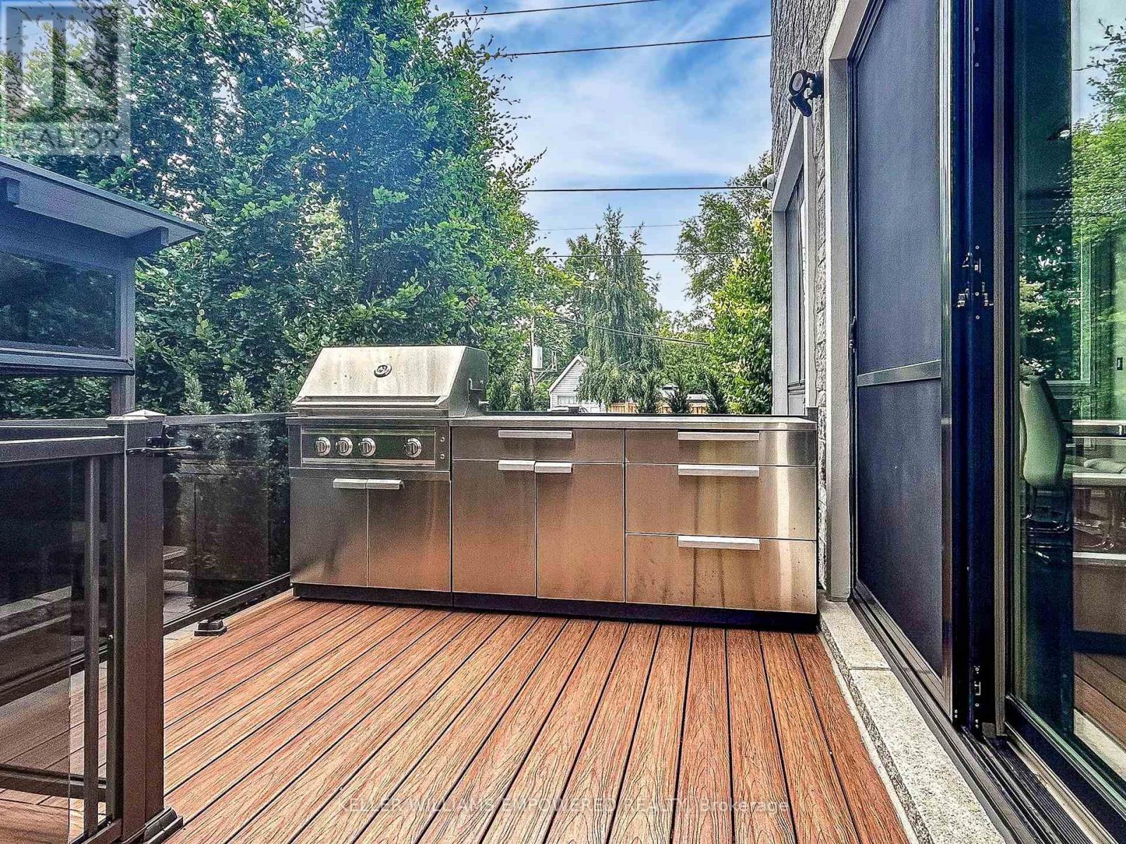 Property at 330 CEDARVALE AVENUE image 4