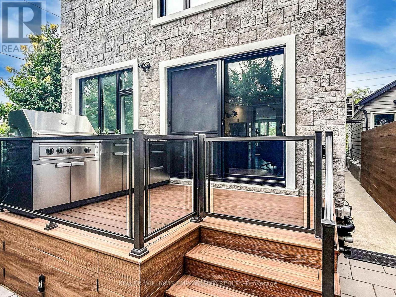 Property at 330 CEDARVALE AVENUE image 5