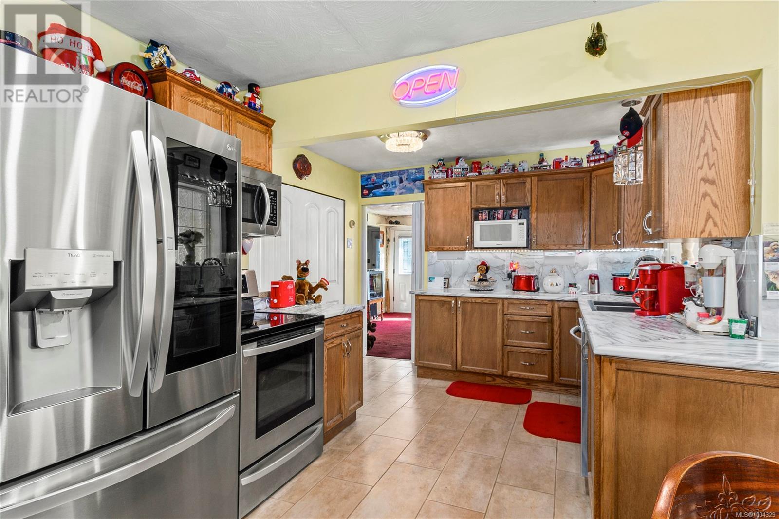 Property at 2742 Vargo Rd image 3