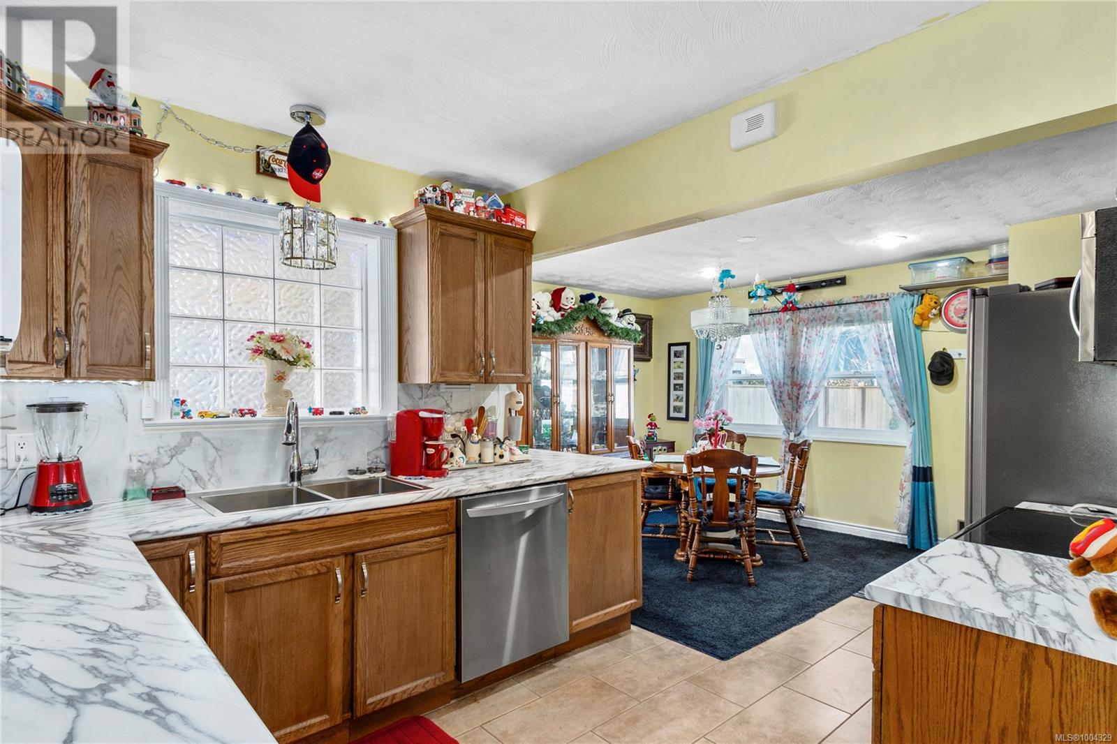 Property at 2742 Vargo Rd image 4