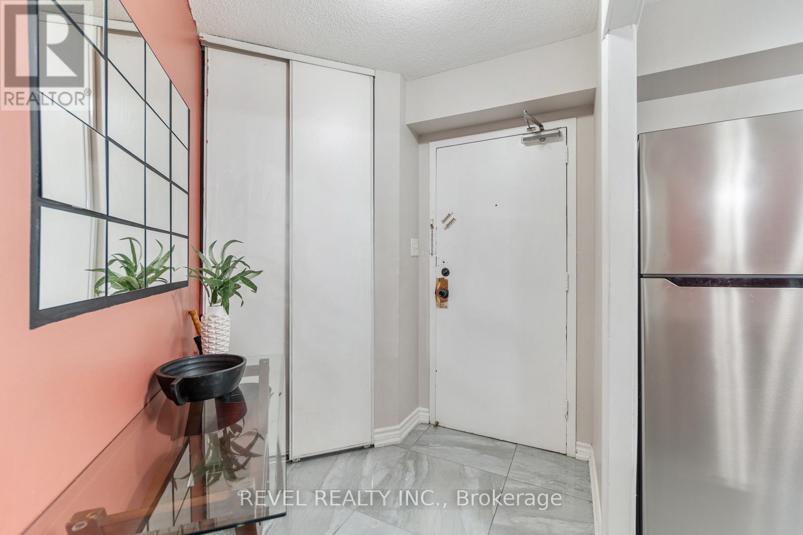 Property at 706 - 330 DIXON ROAD image 2