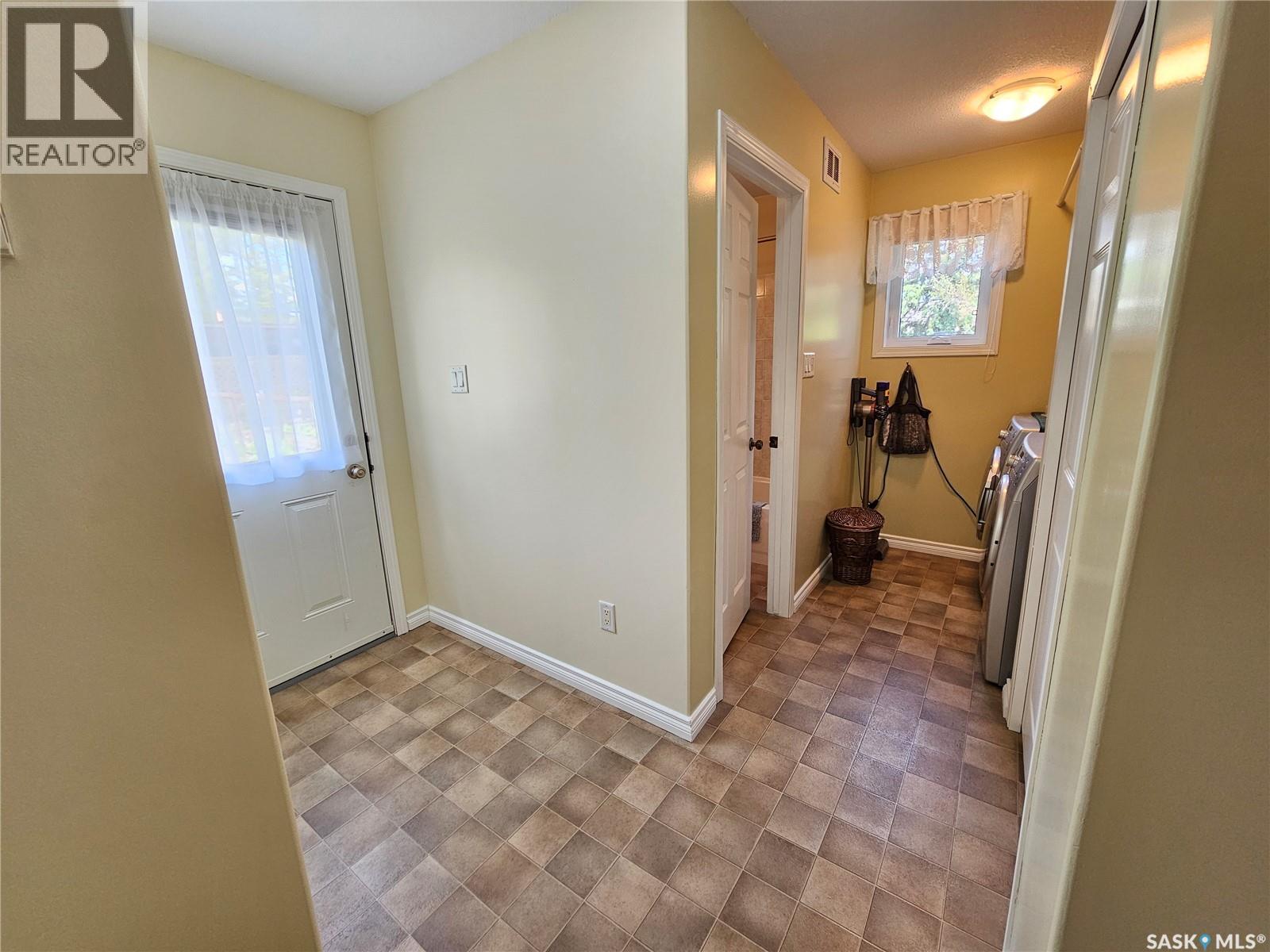 109 Aspen Drive, Meadow Lake Rm No.588, Saskatchewan  S0M 0T0 - Photo 10 - SK010732