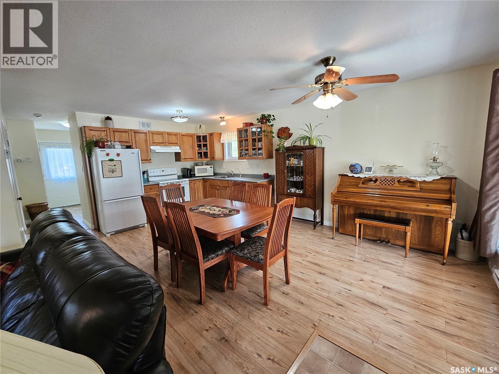 109 Aspen Drive, Meadow Lake Rm No.588, Saskatchewan  S0M 0T0 - Photo 6 - SK010732