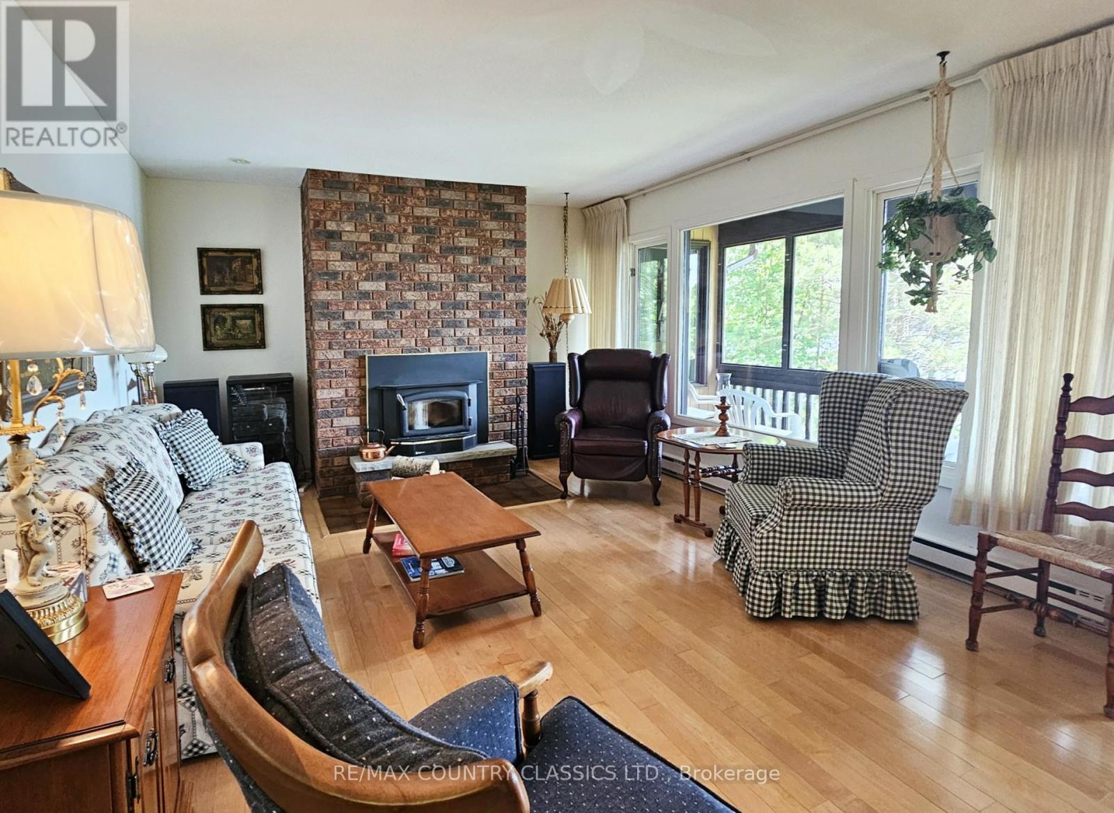 192a Blackfish Bay Road, Madawaska Valley, Ontario  K0J 1B0 - Photo 11 - X12248558