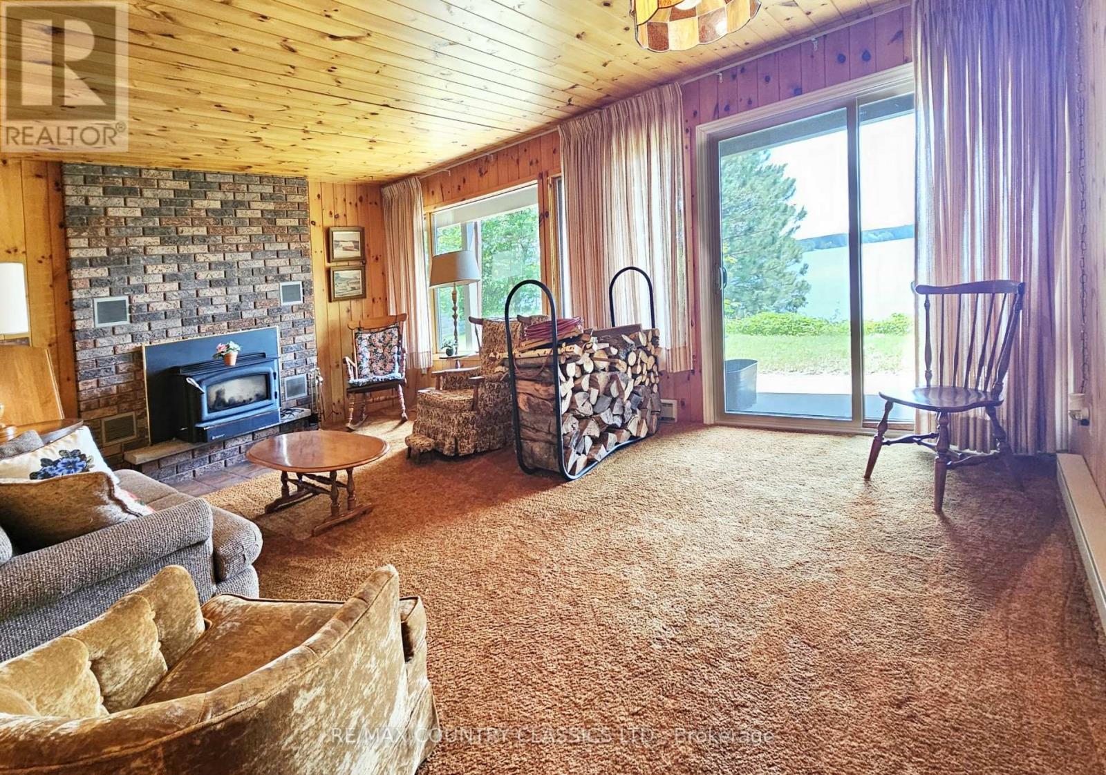 192a Blackfish Bay Road, Madawaska Valley, Ontario  K0J 1B0 - Photo 34 - X12248558