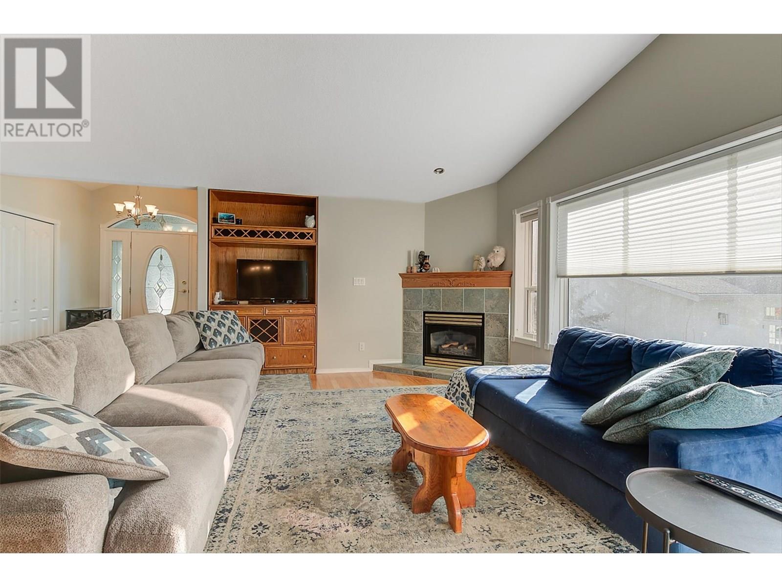 Property at 41 Kestrel Place image 5