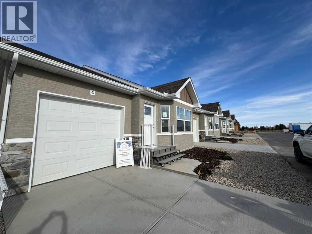 419 Meadowlark Way, Vulcan, Alberta  T0L 2B0 - Photo 1 - A2228029