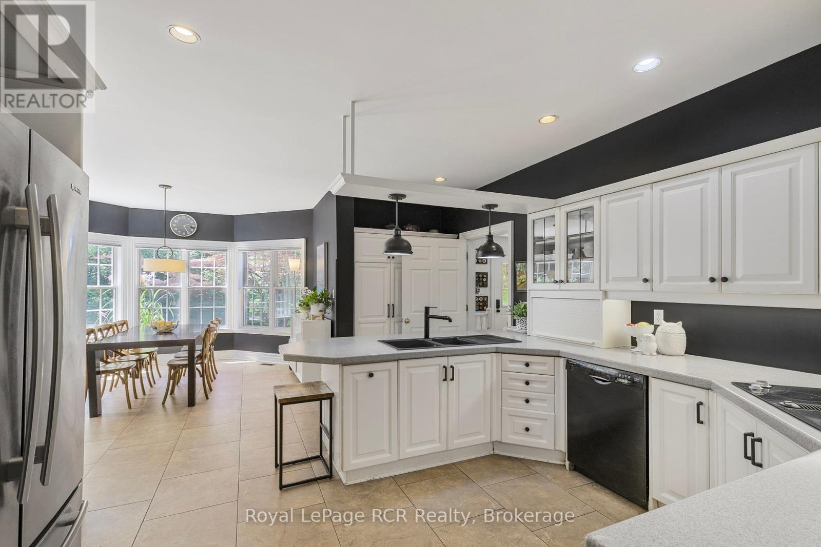 6 Carmichael Crescent, Collingwood, Ontario  L9Y 4R6 - Photo 11 - S12247708