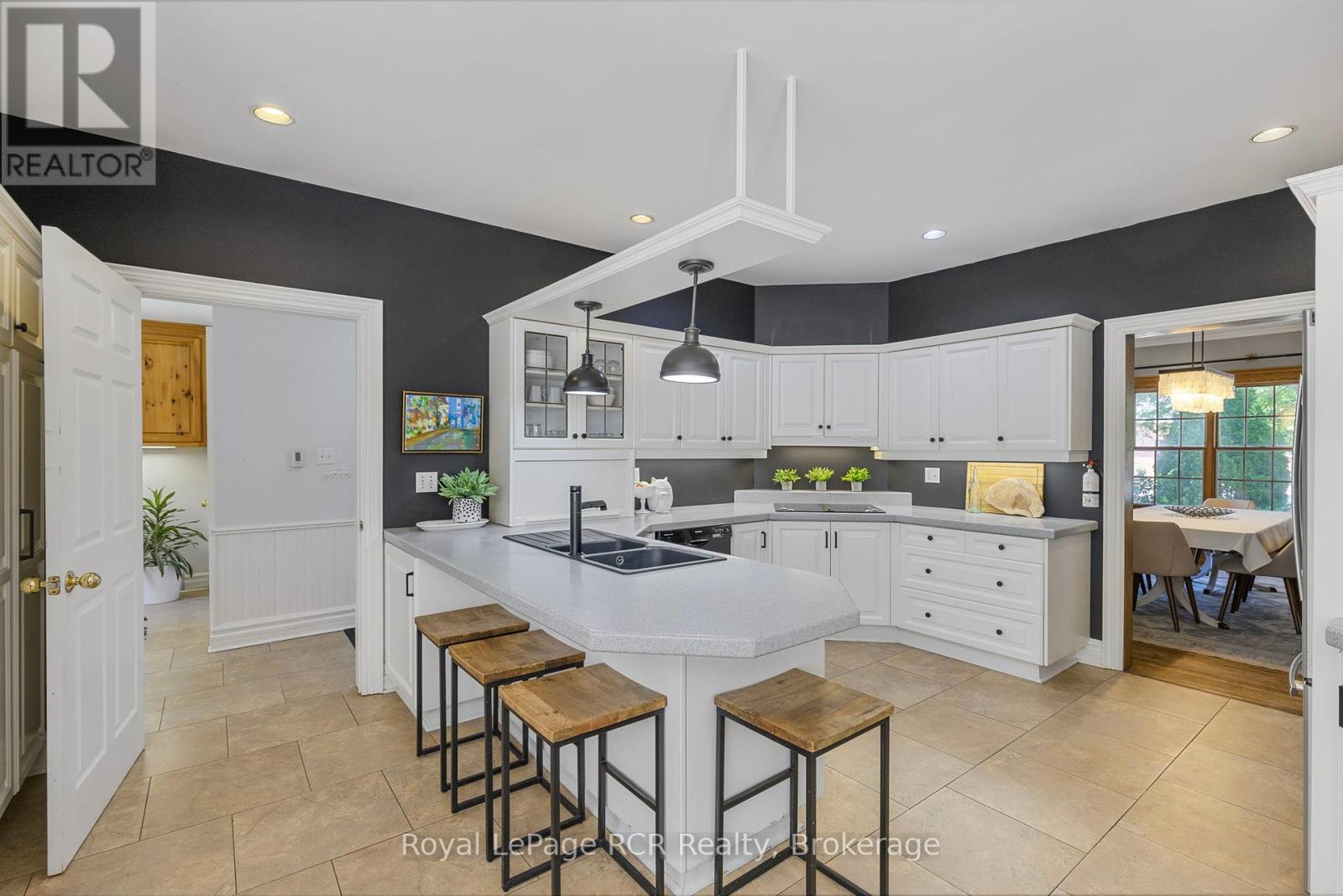 6 Carmichael Crescent, Collingwood, Ontario  L9Y 4R6 - Photo 12 - S12247708