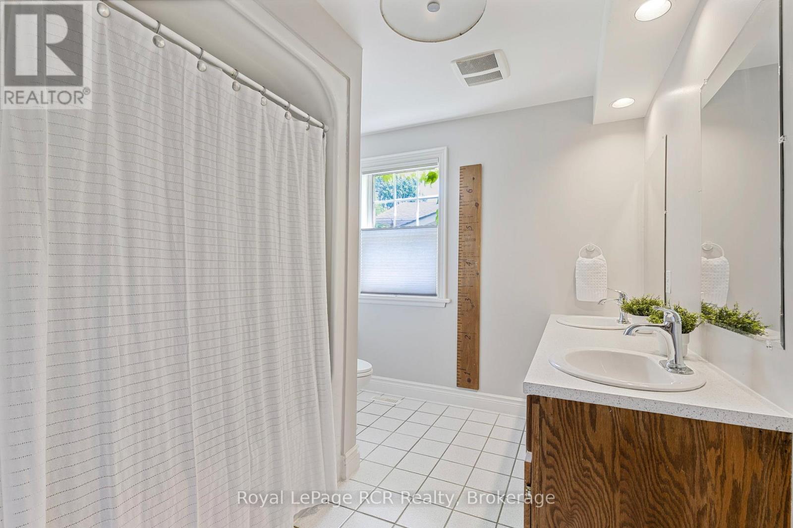 6 Carmichael Crescent, Collingwood, Ontario  L9Y 4R6 - Photo 29 - S12247708