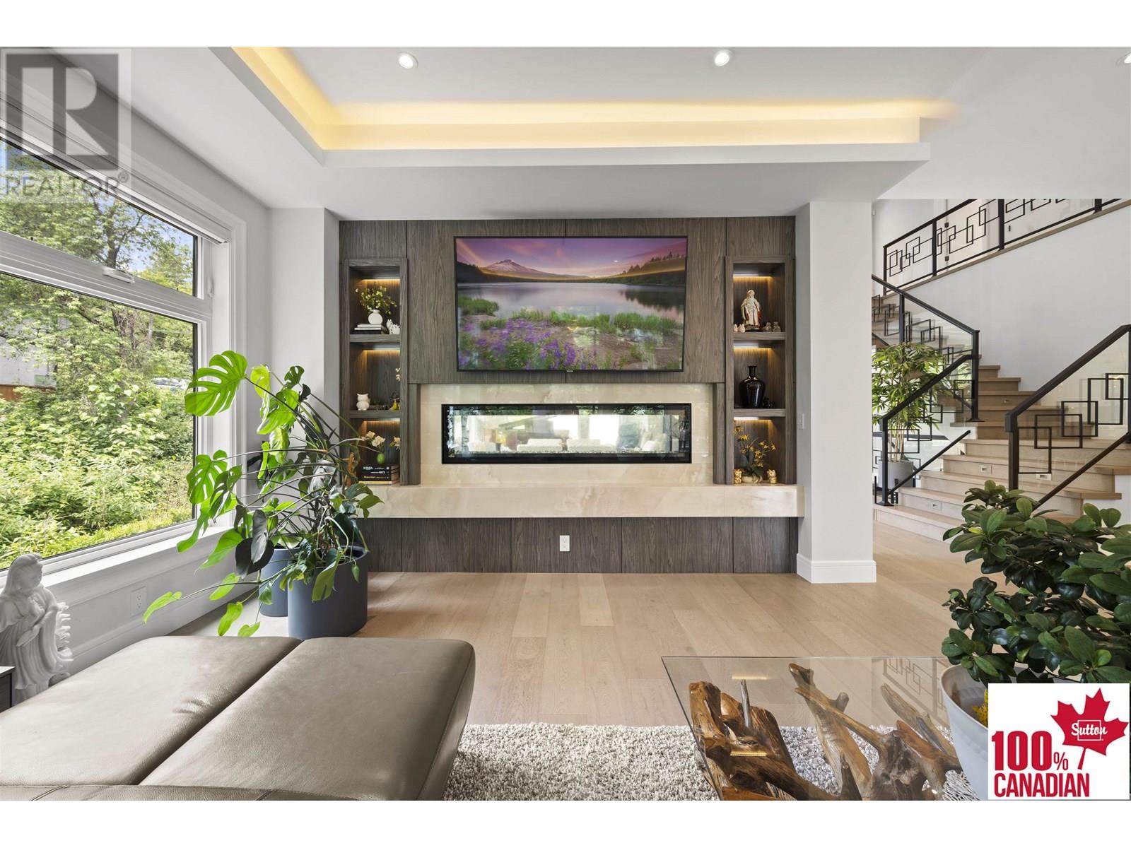 8258 Government Road, Burnaby, British Columbia  V5A 2E3 - Photo 8 - R3020528